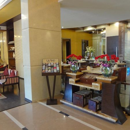 Grand Residency Hotel & Serviced Apartments Mumbai Ngoại thất bức ảnh