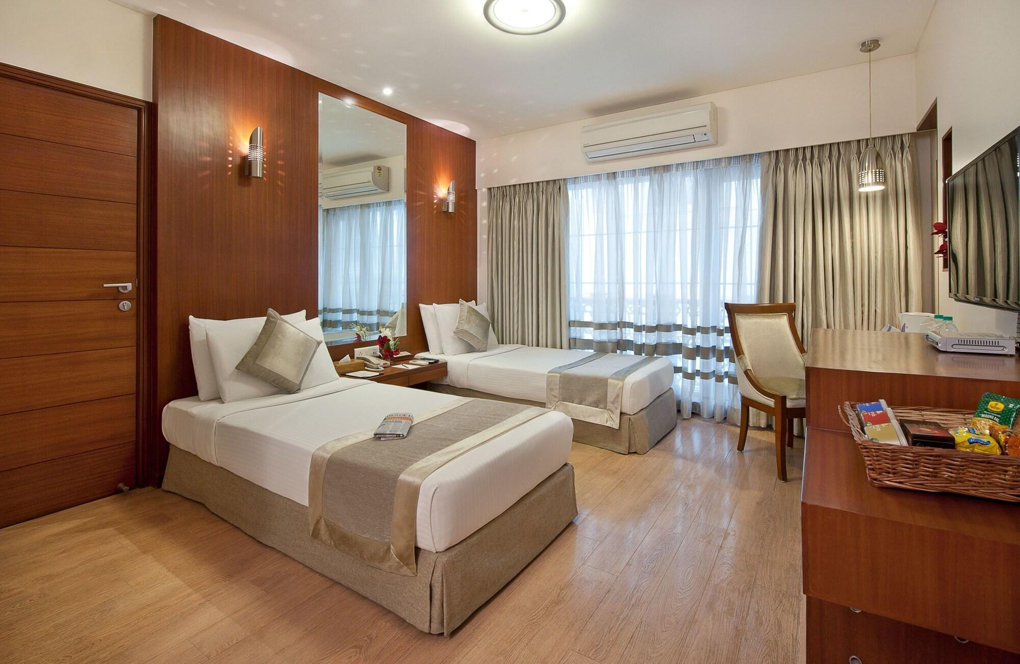 Grand Residency Hotel & Serviced Apartments Mumbai Ngoại thất bức ảnh