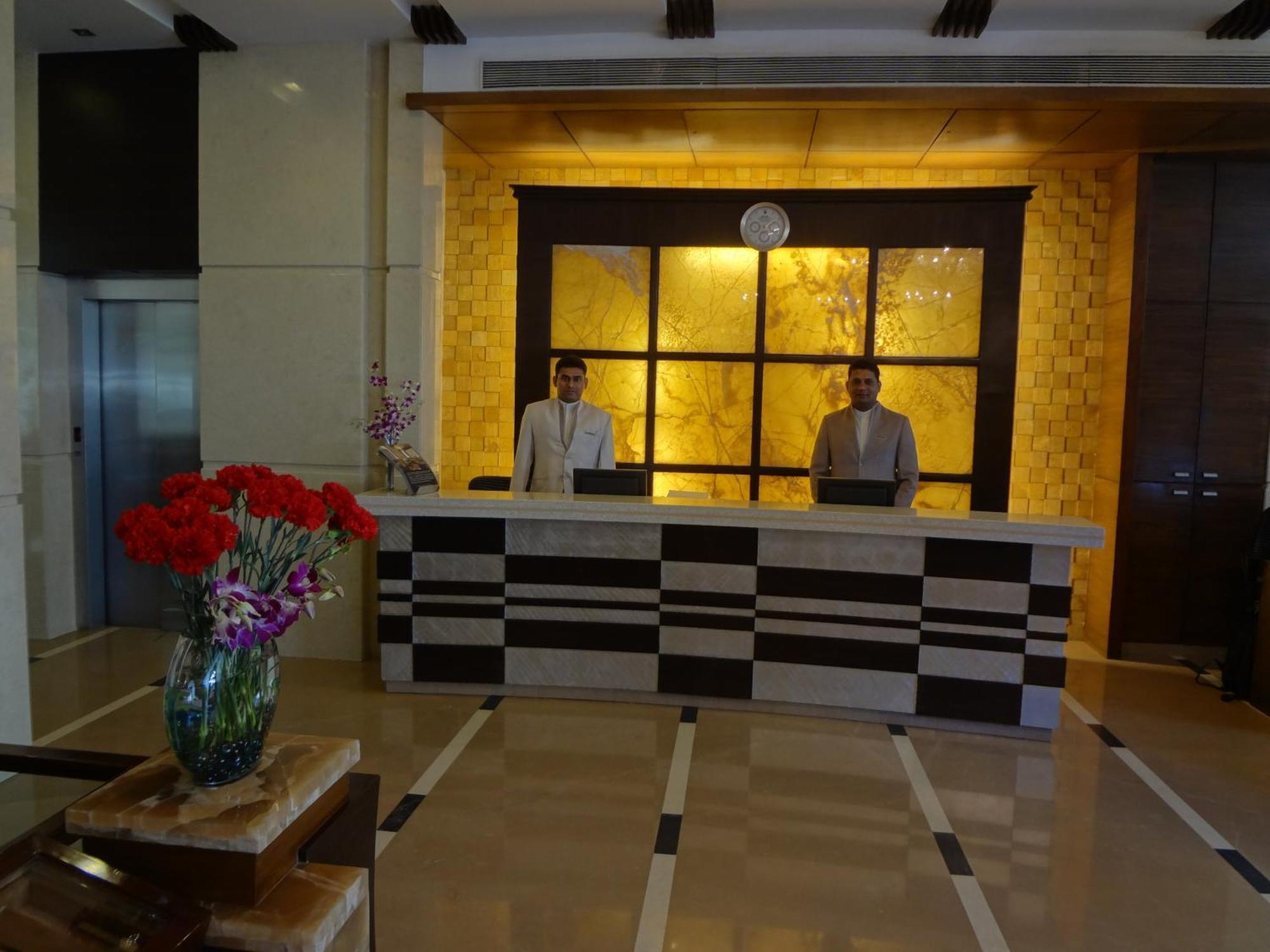 Grand Residency Hotel & Serviced Apartments Mumbai Ngoại thất bức ảnh