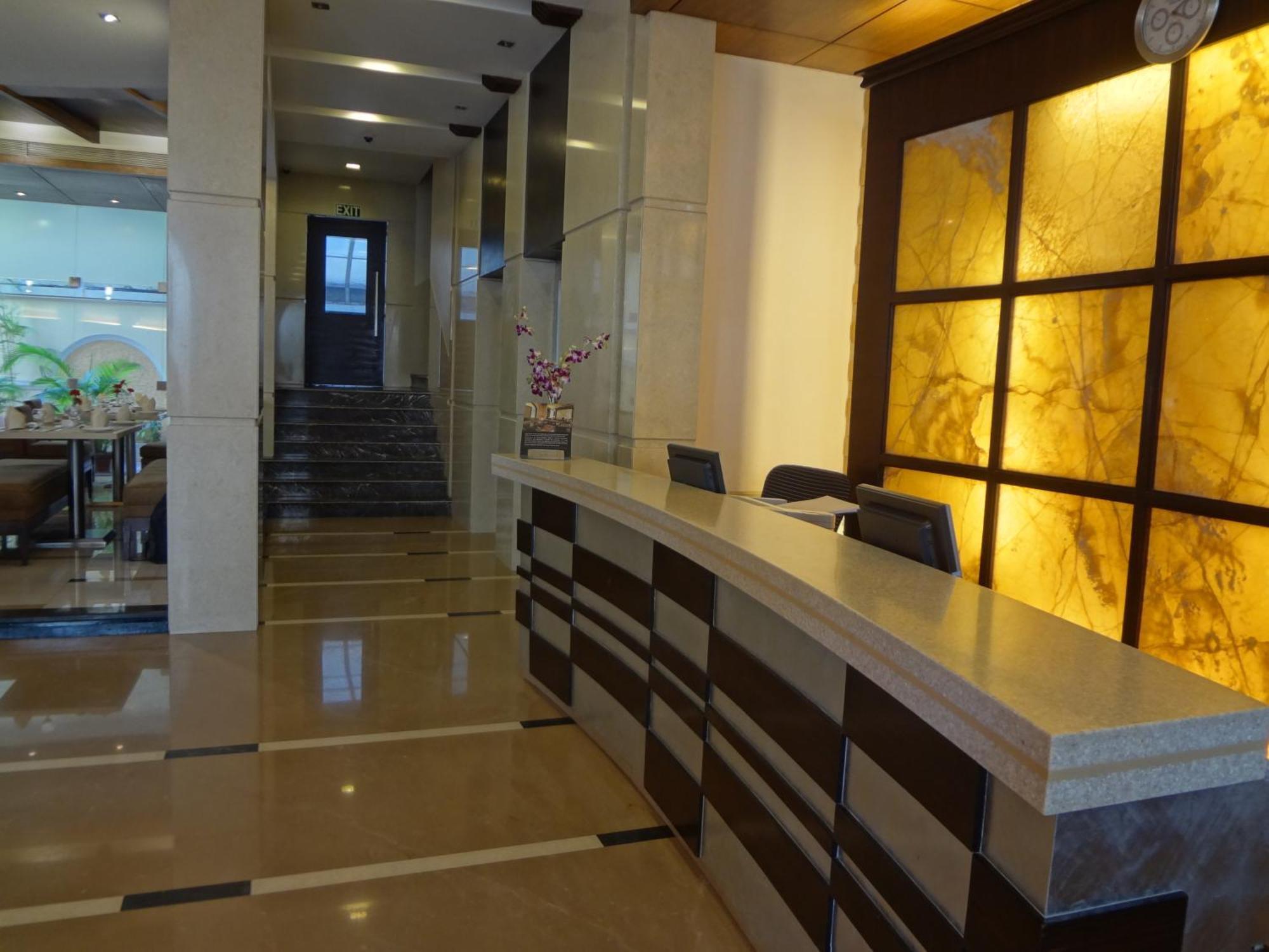 Grand Residency Hotel & Serviced Apartments Mumbai Ngoại thất bức ảnh