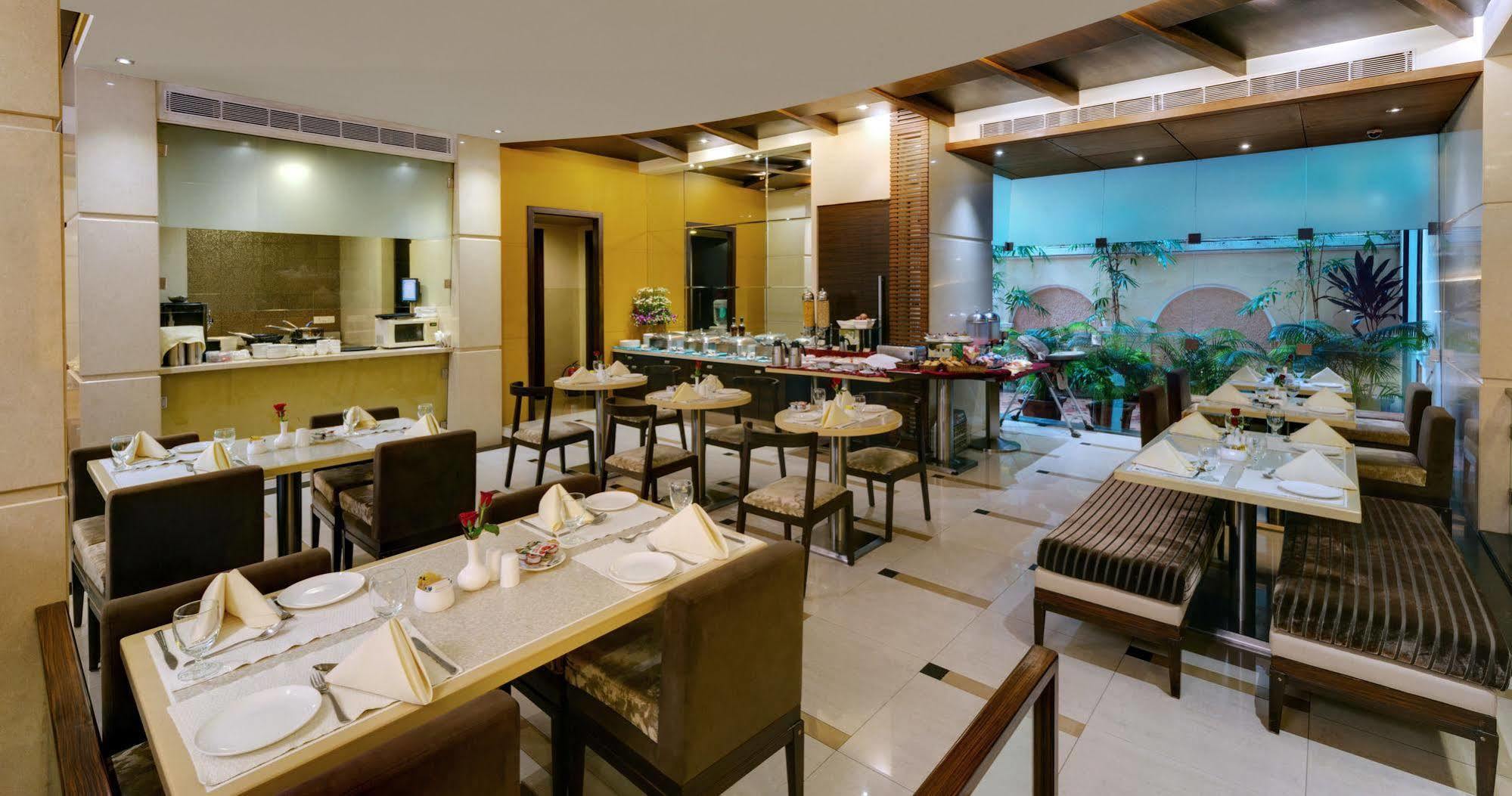 Grand Residency Hotel & Serviced Apartments Mumbai Ngoại thất bức ảnh